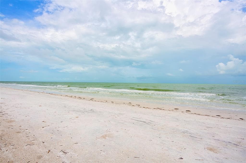 1430 GULF BLVD UNIT 805 CLEARWATER, FL 33767