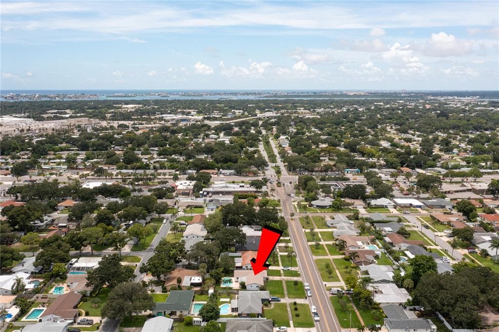 6488 30TH AVENUE N ST PETERSBURG, FL 33710