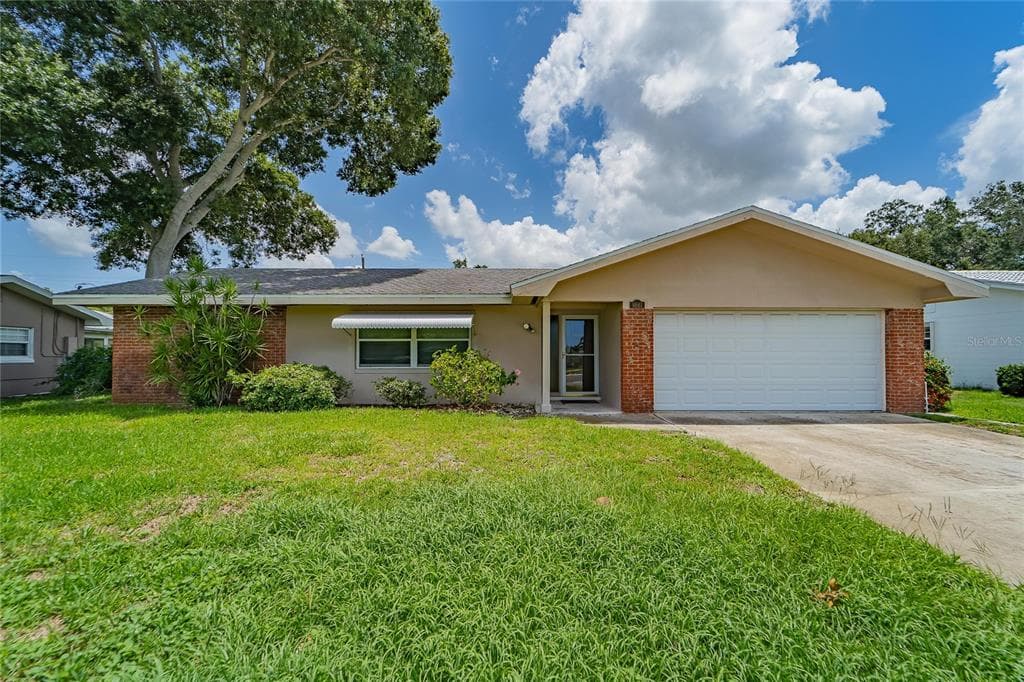 9861 ANTILLES DRIVE SEMINOLE, FL 33776