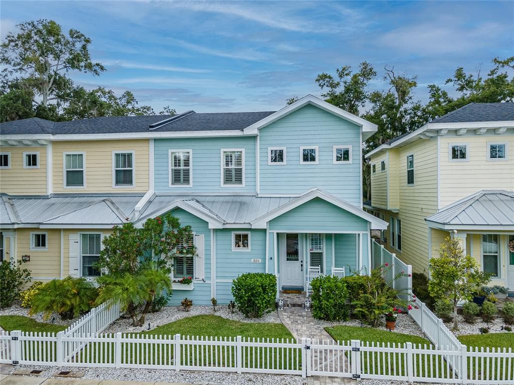 325 2ND STREET S SAFETY HARBOR, FL 34695