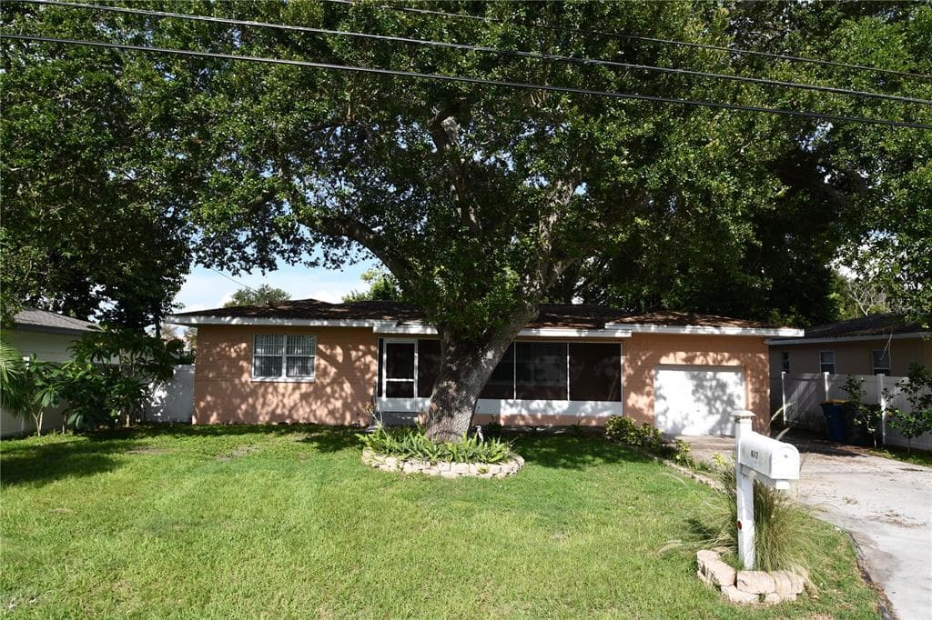 617 BROOKSIDE DRIVE CLEARWATER, FL 33764
