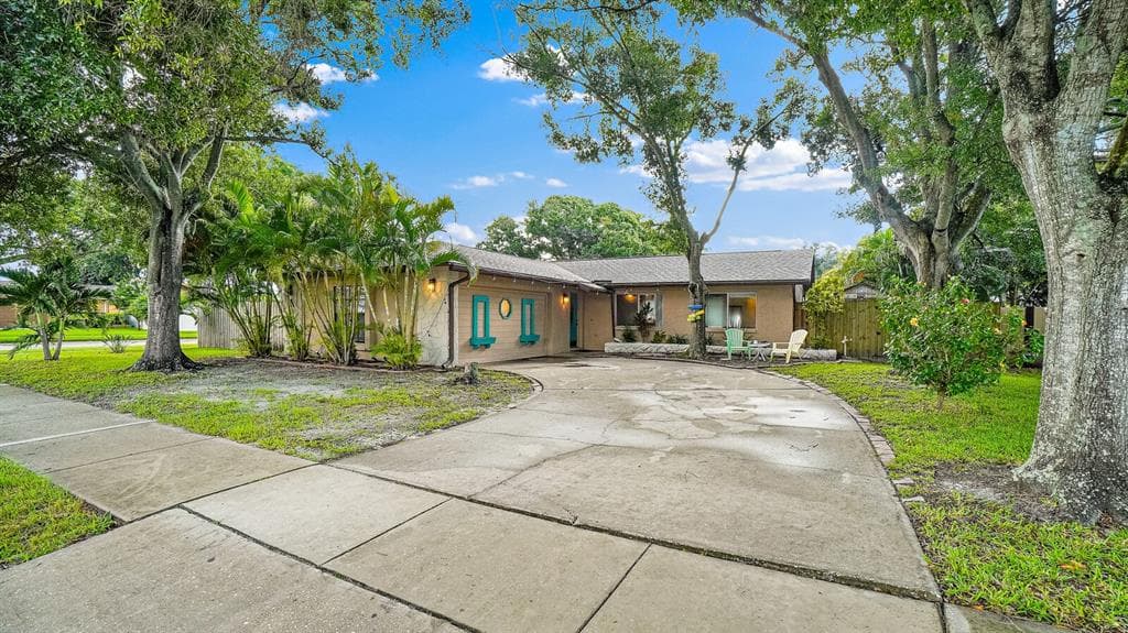 6499 71ST STREET N PINELLAS PARK, FL 33781