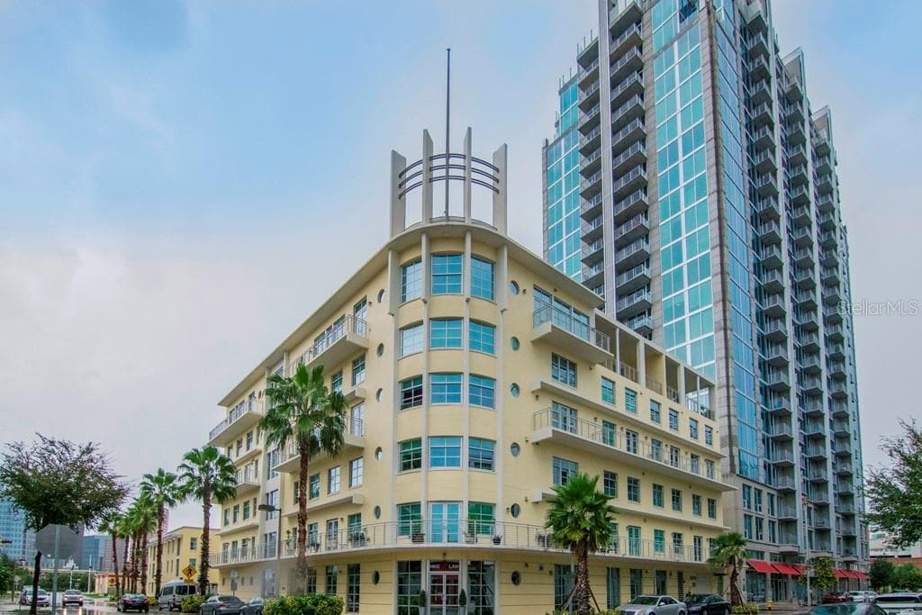 1212 E WHITING STREET UNIT 206 TAMPA, FL 33602