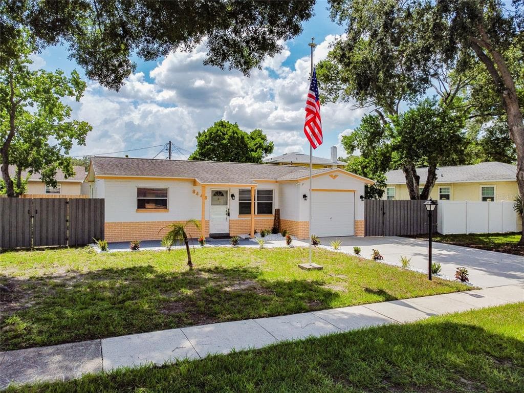 8446 5TH STREET N ST PETERSBURG, FL 33702