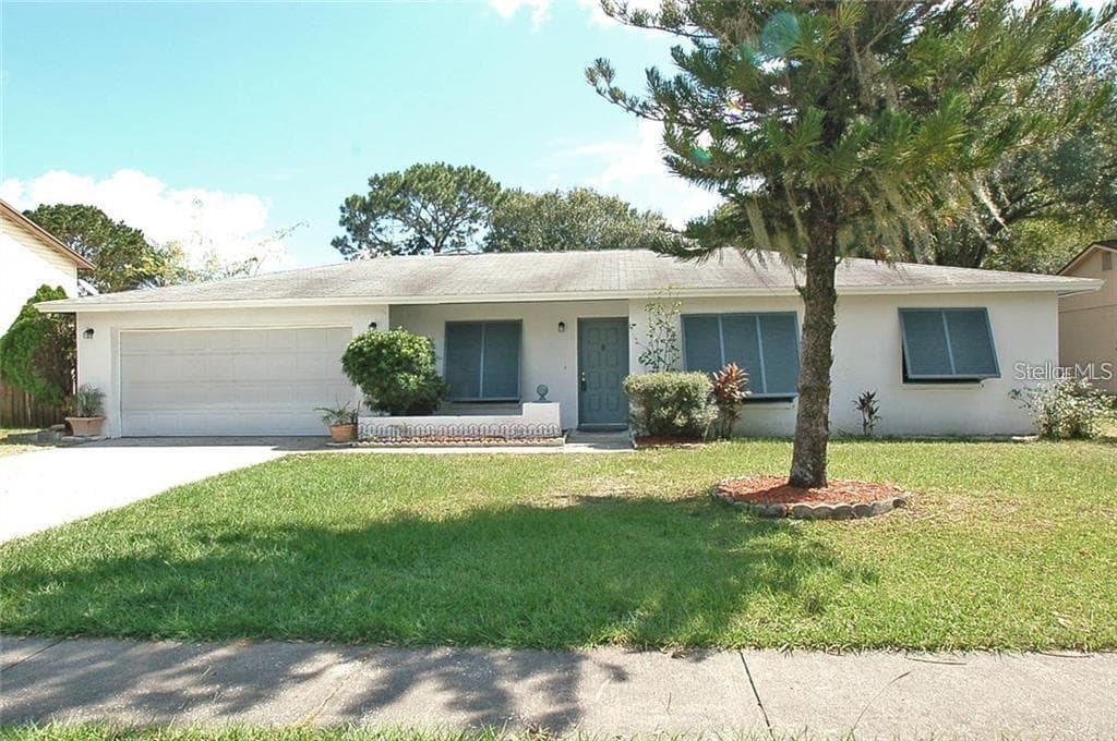 1410 FOGGY RIDGE PARKWAY LUTZ, FL 33559