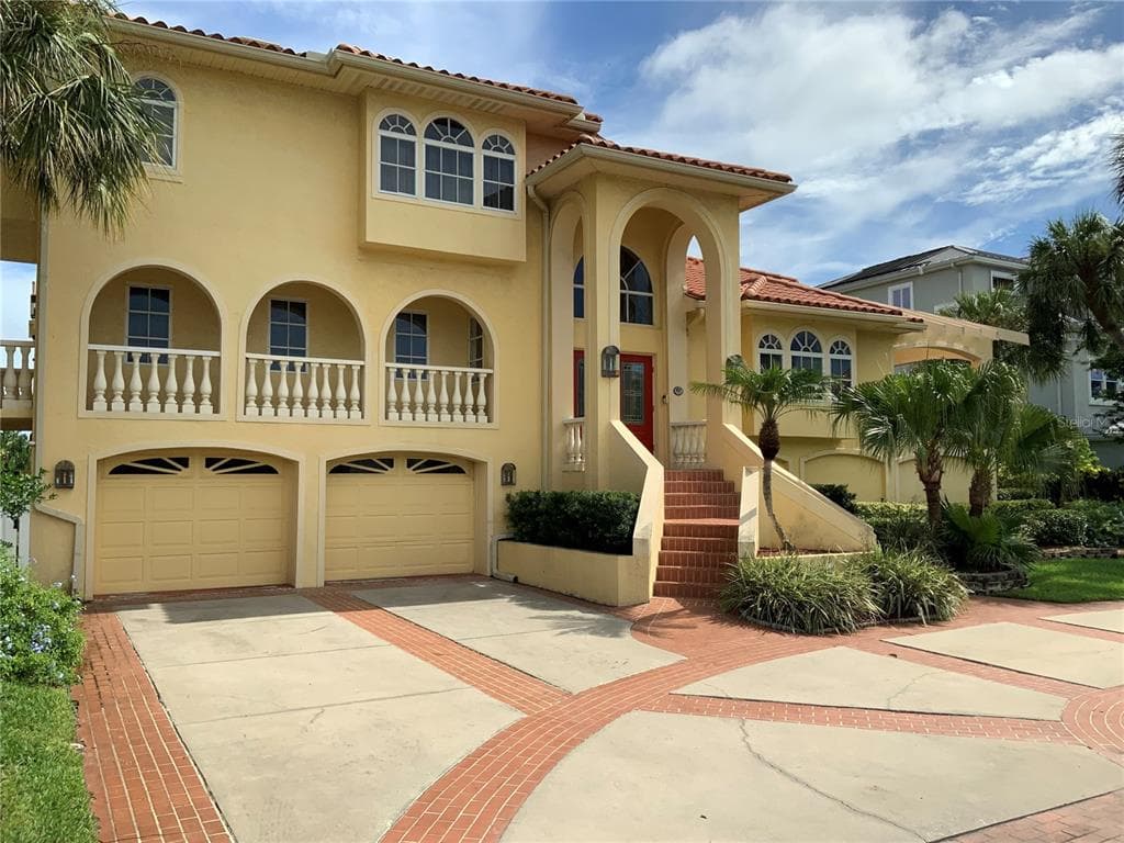 114 10TH STREET E TIERRA VERDE, FL 33715