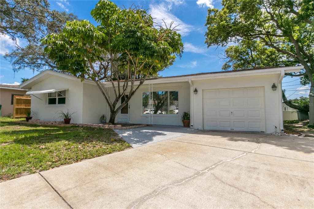 12415 104TH STREET LARGO, FL 33773
