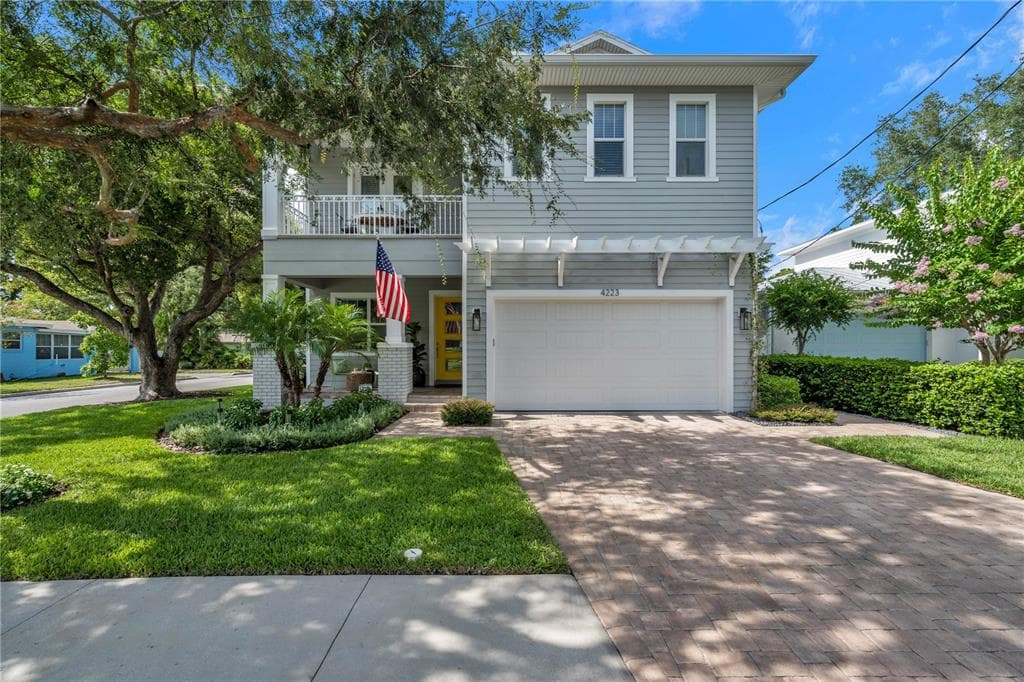 4223 W BARCELONA STREET TAMPA, FL 33629