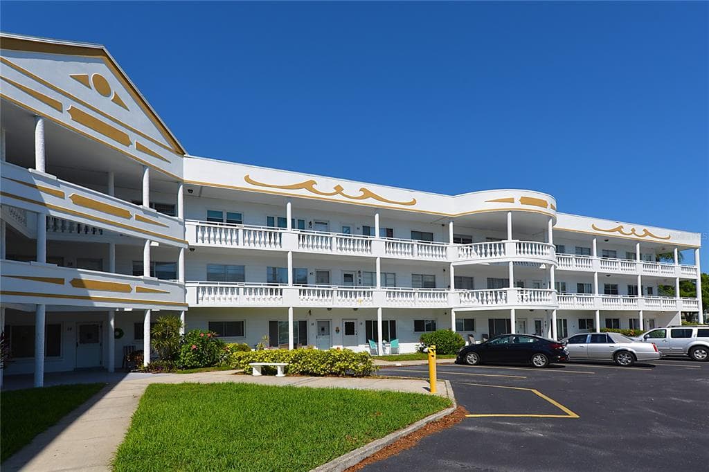 2428 COLUMBIA DRIVE UNIT 40 CLEARWATER, FL 33763