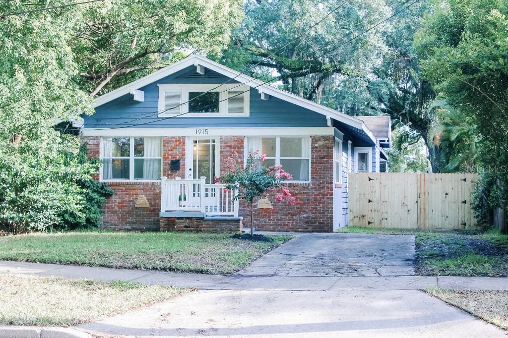 1915 E CONCORD STREET ORLANDO, FL 32803
