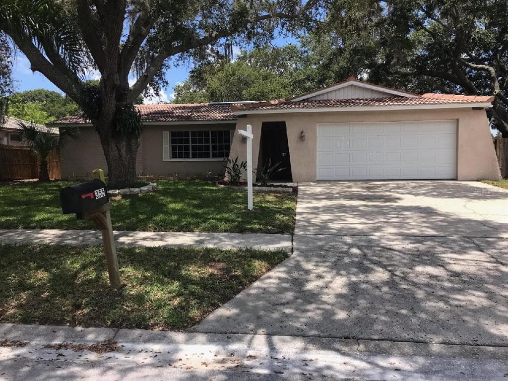 355 LAUGHING GULL LANE