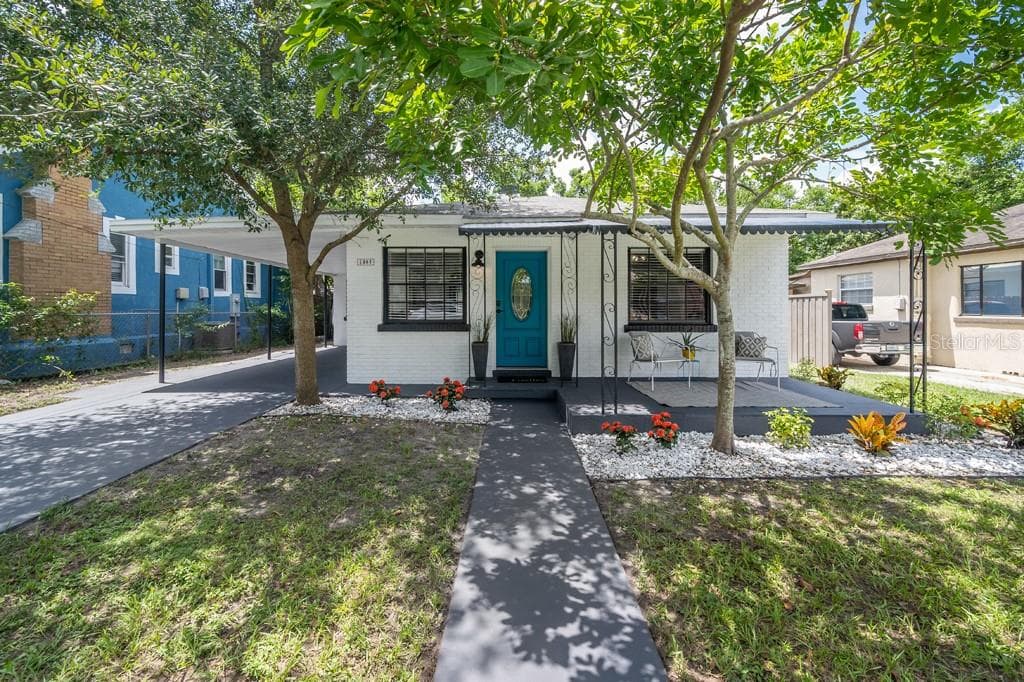 1307 E CARACAS STREET TAMPA, FL 33603