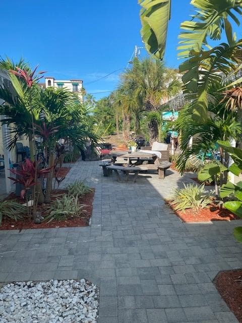 12112-12116 GULF BOULEVARD TREASURE ISLAND, FL 33706