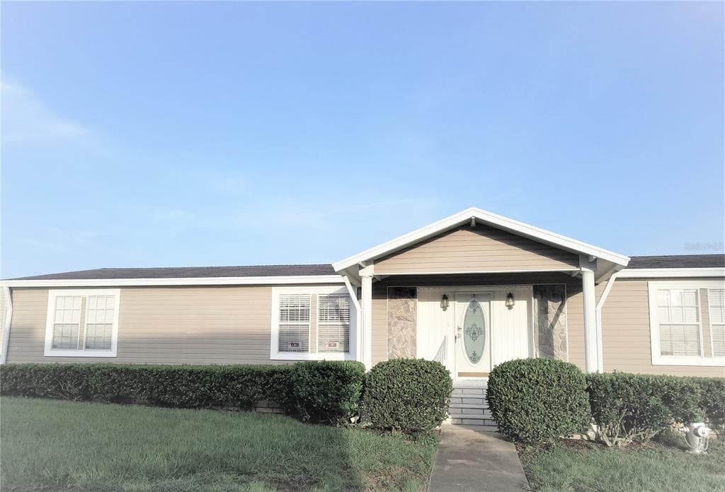 37536 CAMPO AVENUE lot 187 ZEPHYRHILLS, FL 33541