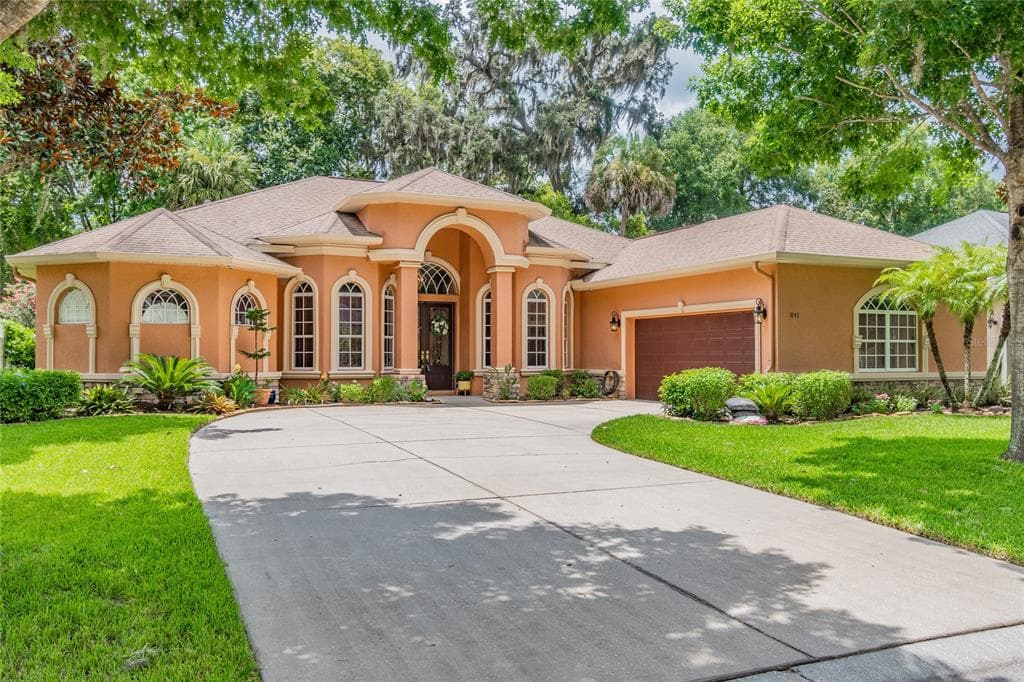 1843 CROOKED OAK LANE LUTZ, FL 33559