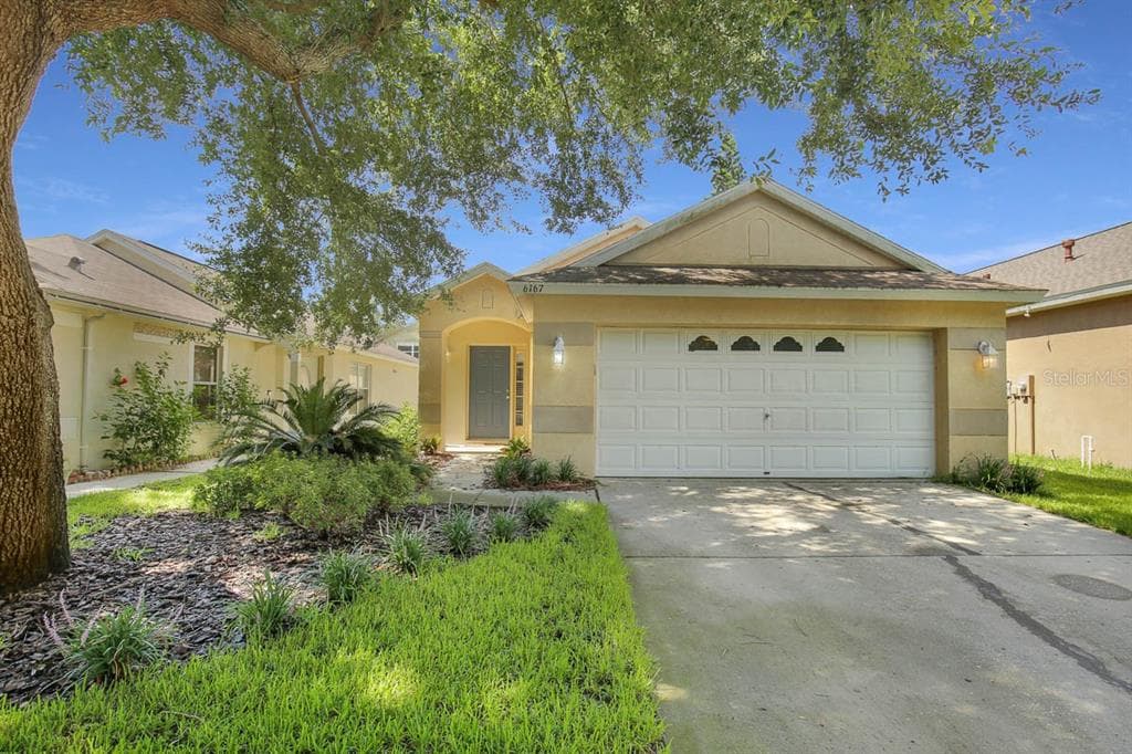6167 SKYLARKCREST DRIVE LITHIA, FL 33547