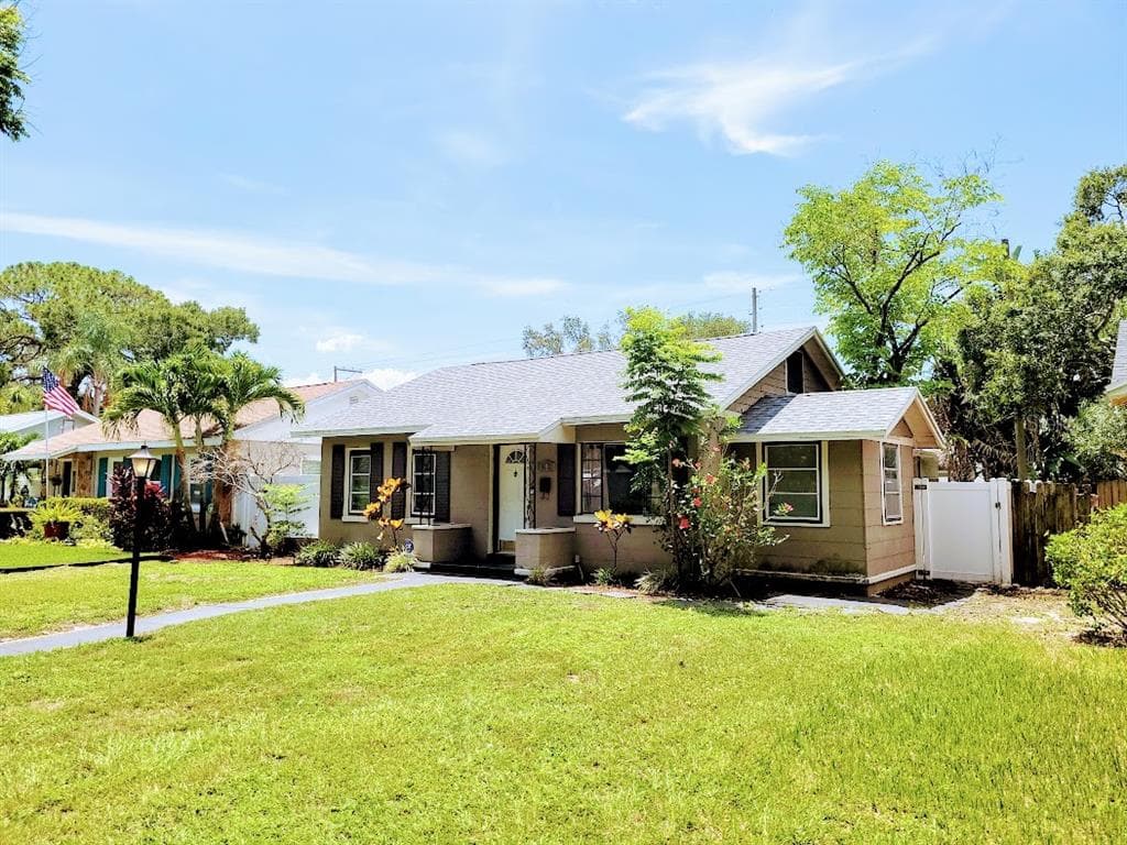 3806 6TH AVENUE N ST PETERSBURG, FL 33713