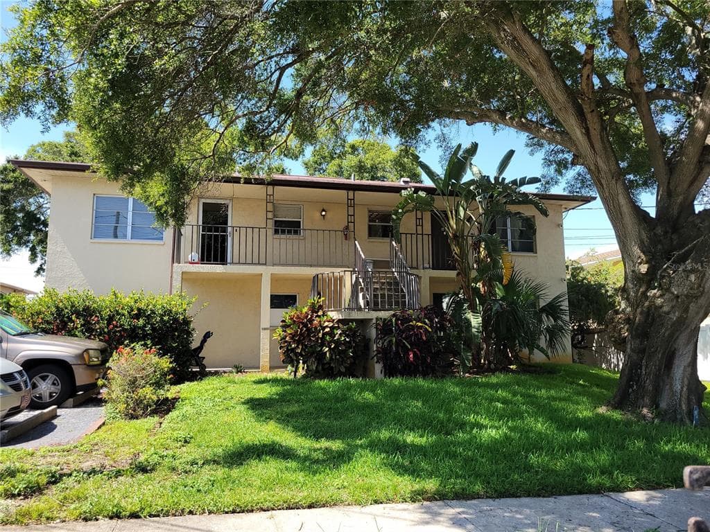 2189 DART AVENUE LARGO, FL 33770