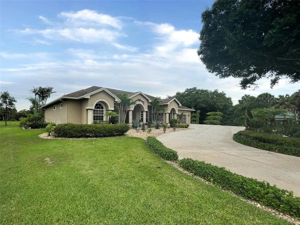 2380 SW 3RD COURT OKEECHOBEE, FL 34974