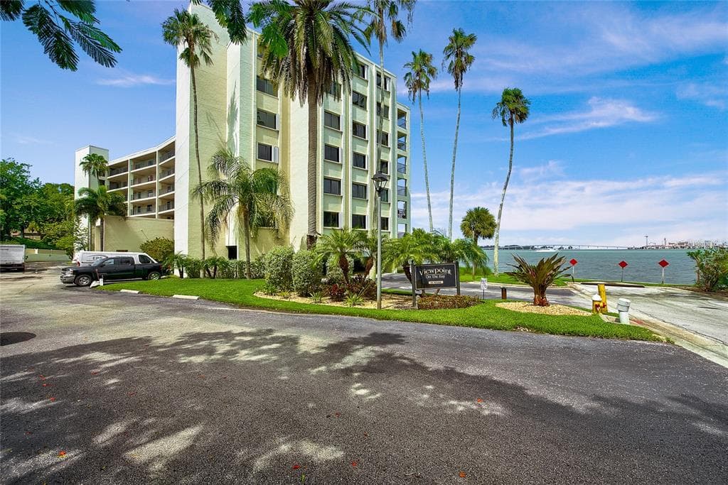 55 ROGERS STREET UNIT 103 CLEARWATER, FL 33756