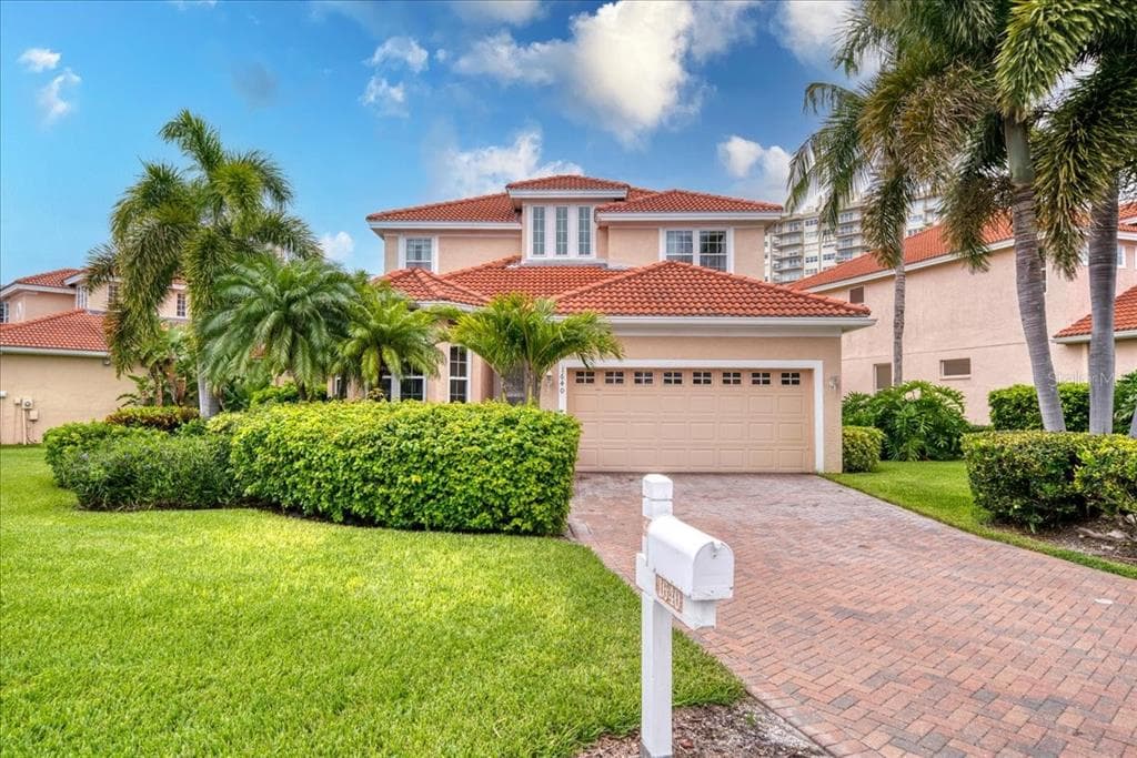 1640 SAND KEY ESTATES COURT CLEARWATER, FL 33767