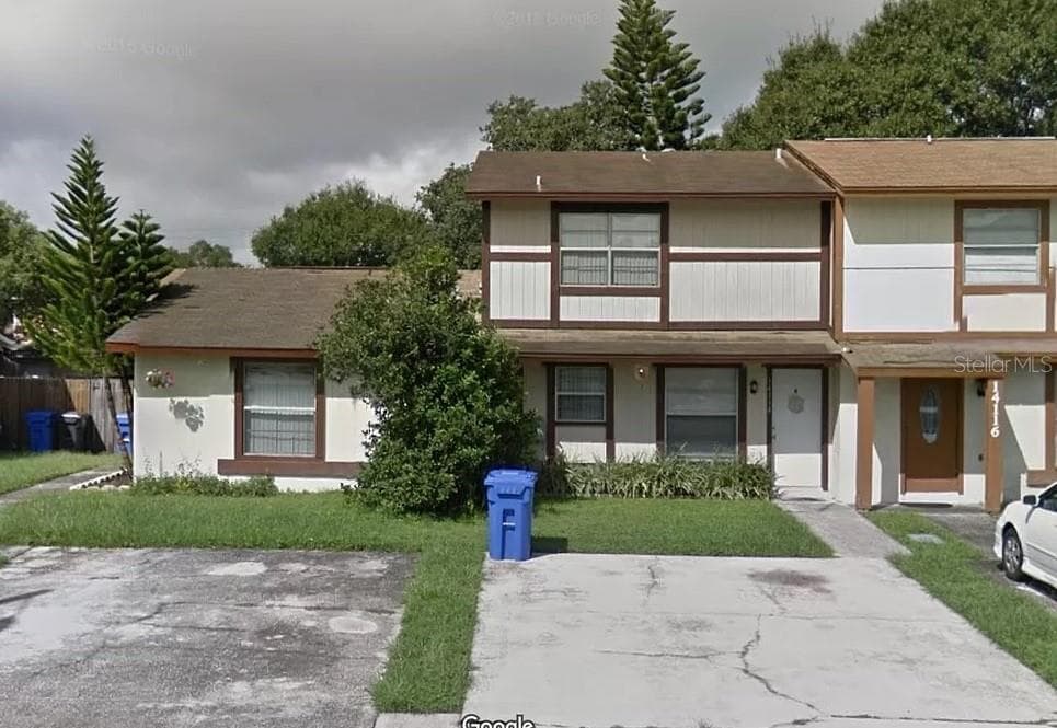 14114 VILLAGE VIEW DRIVE TAMPA, FL 33624
