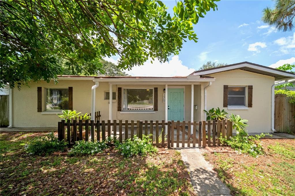 170 40TH AVENUE NE ST PETERSBURG, FL 33703