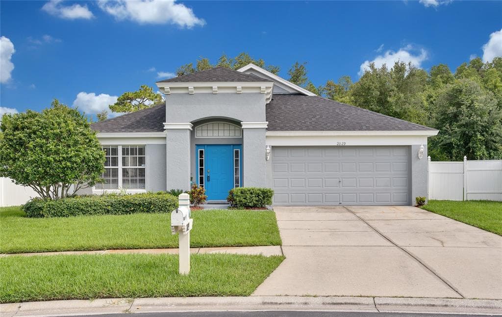 2029 SHELBOURNE COURT WESLEY CHAPEL, FL 33543