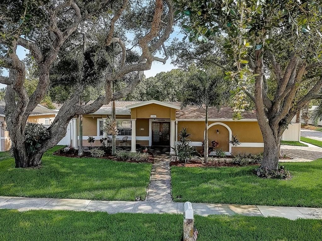 11161 111TH PLACE N SEMINOLE, FL 33778