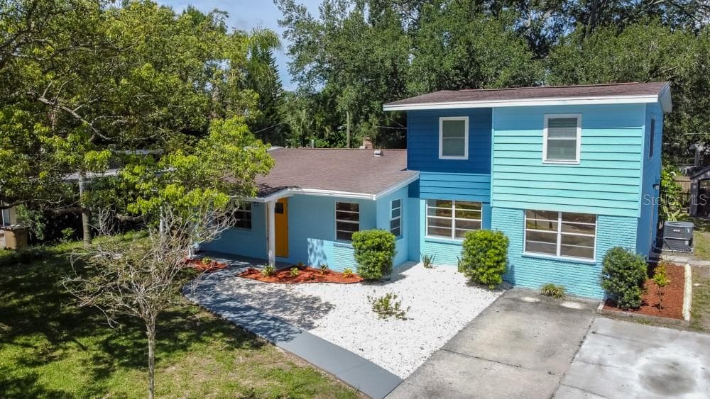8608 GRANDVIEW DRIVE TEMPLE TERRACE, FL 33617