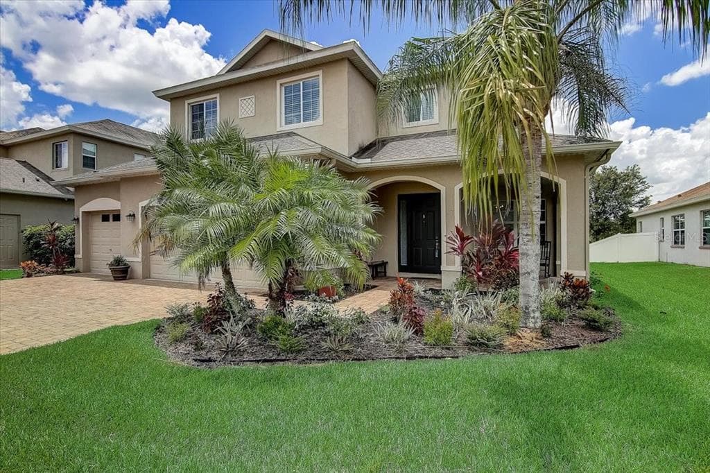 8601 EAGLE BROOK DRIVE LAND O LAKES, FL 34638