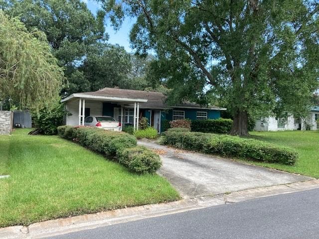 1002 N CRYSTAL TERRACE PLANT CITY, FL 33563