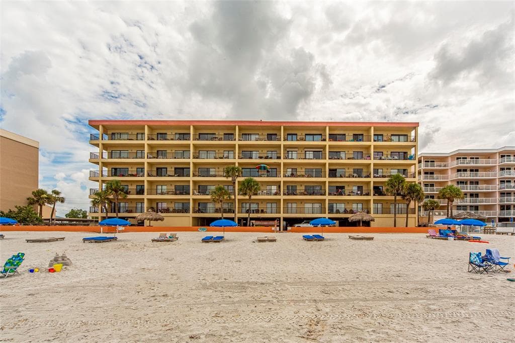 14710 GULF BOULEVARD UNIT 205 MADEIRA BEACH, FL 33708