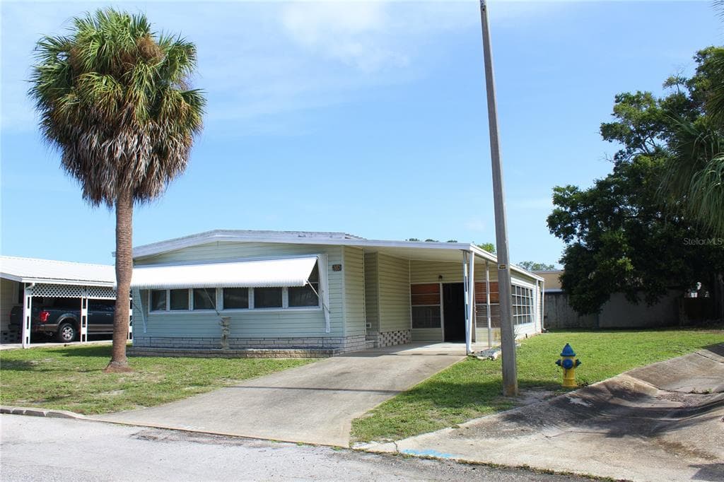 7413 CASCADE DRIVE BAYONET POINT, FL 34667
