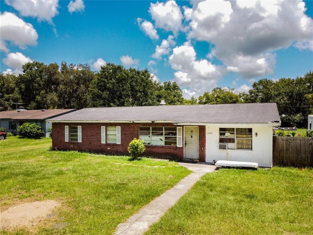 20915 LEONARD ROAD LUTZ, FL 33558