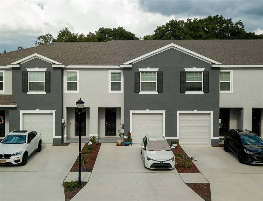 1710 HUBBELL ROAD WESLEY CHAPEL, FL 33543
