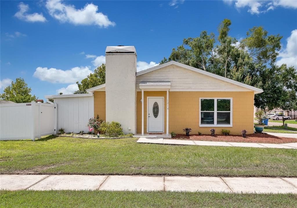 1214 COOLMONT DRIVE BRANDON, FL 33511