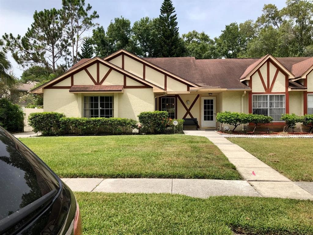3421 LAUREL DALE DRIVE TAMPA, FL 33618