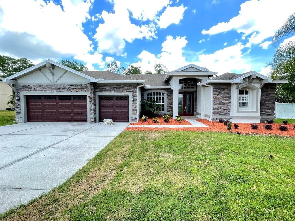 29526 WEYBRIDGE WAY WESLEY CHAPEL, FL 33545