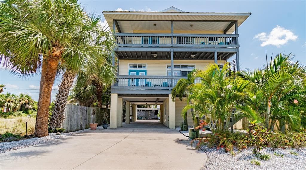 12415 GULF BOULEVARD TREASURE ISLAND, FL 33706