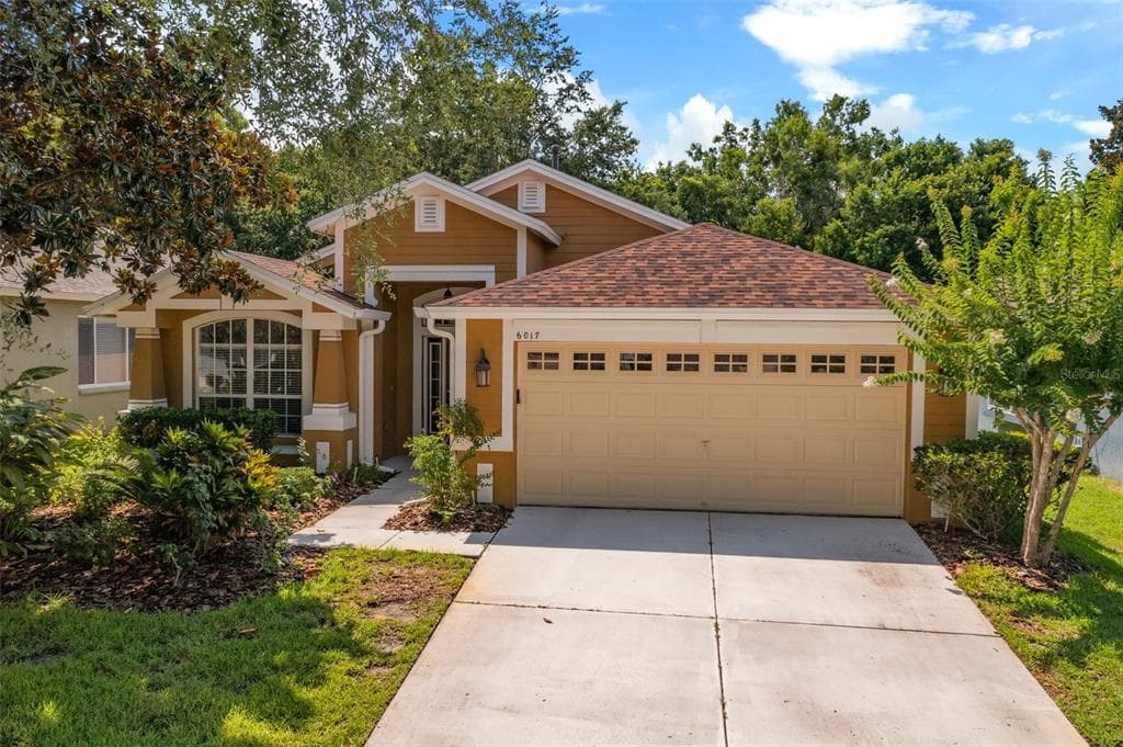 6017 MARTINGLADE PLACE LITHIA, FL 33547