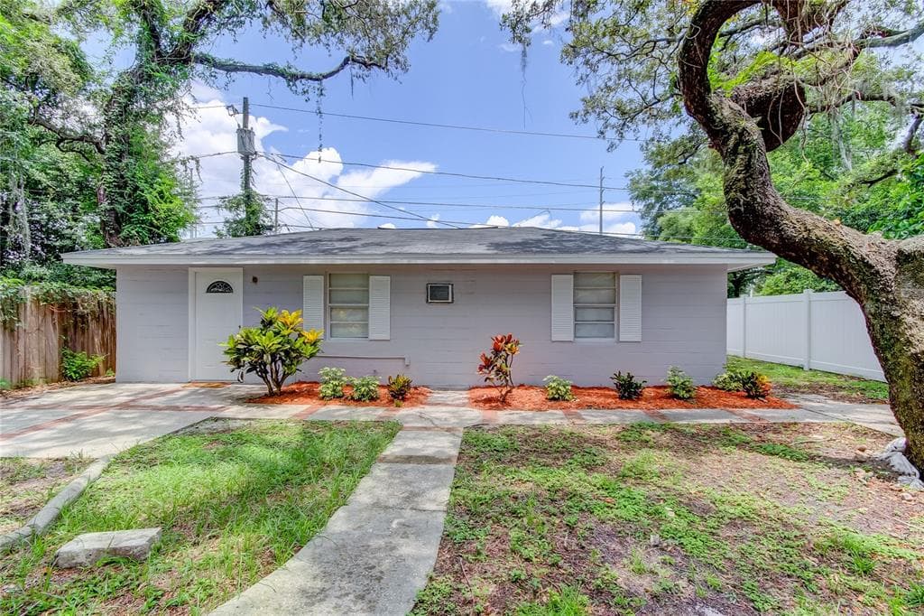 1359 S MICHIGAN AVENUE CLEARWATER, FL 33756