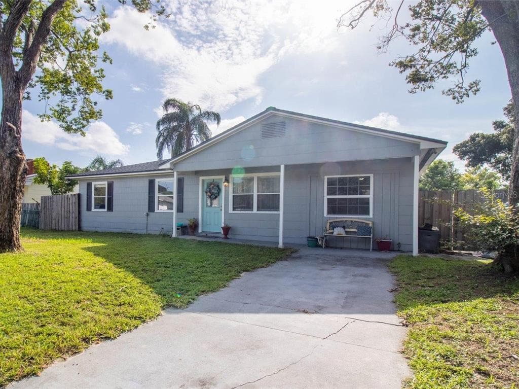 1509 YOUNG AVENUE CLEARWATER, FL 33756
