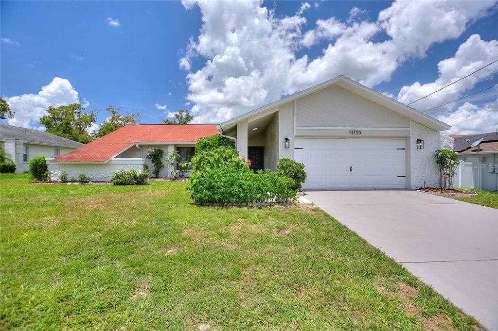 11755 LINDEN DRIVE SPRING HILL, FL 34608