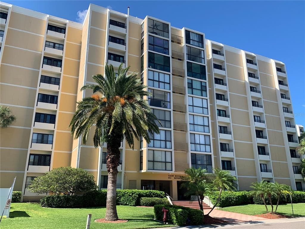 851 BAYWAY BOULEVARD UNIT 505 CLEARWATER BEACH, FL 33767