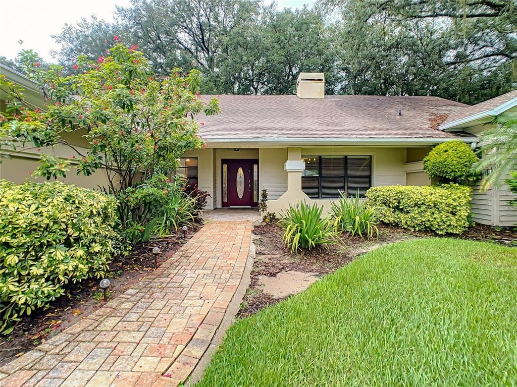 2725 SAINT CLOUD OAKS DRIVE