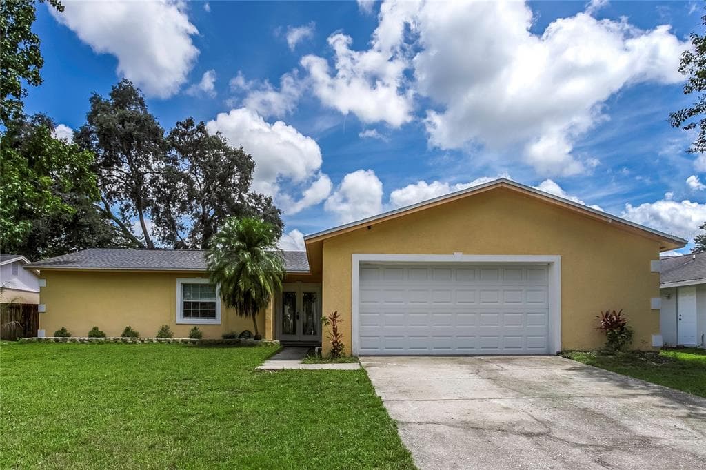 4734 SOUTHBREEZE DRIVE TAMPA, FL 33624
