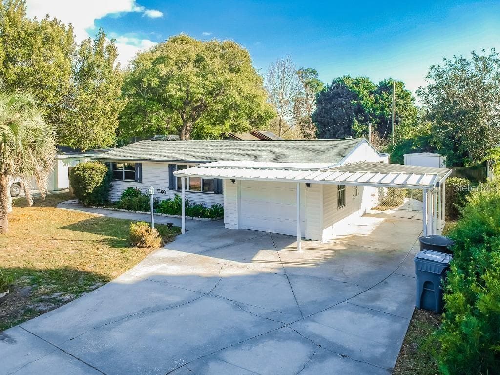 635 DEXTER DRIVE DUNEDIN, FL 34698