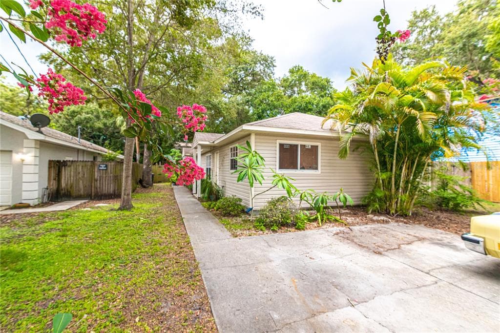 446 2ND AVENUE DUNEDIN, FL 34698