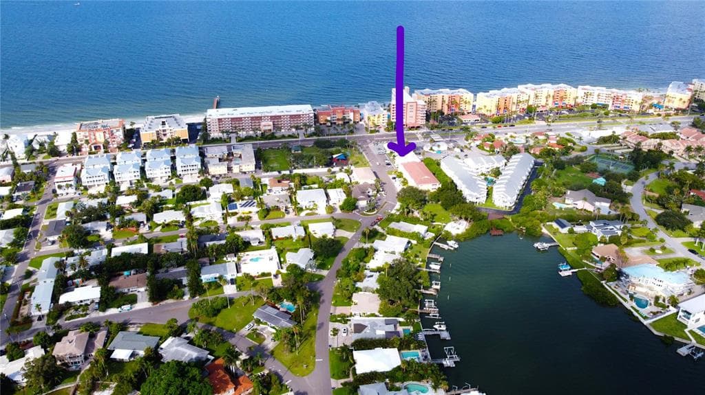 10 164TH AVENUE UNIT 6 REDINGTON BEACH, FL 33708